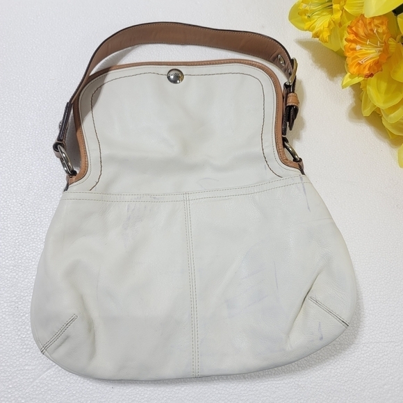 COACH WOMEN WHITE AND TAN BAG - Picture 7 of 9